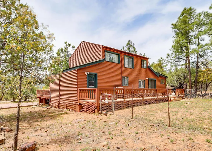 Holiday home Private Hot Tub & Fire Pit: Near Hiking Pine